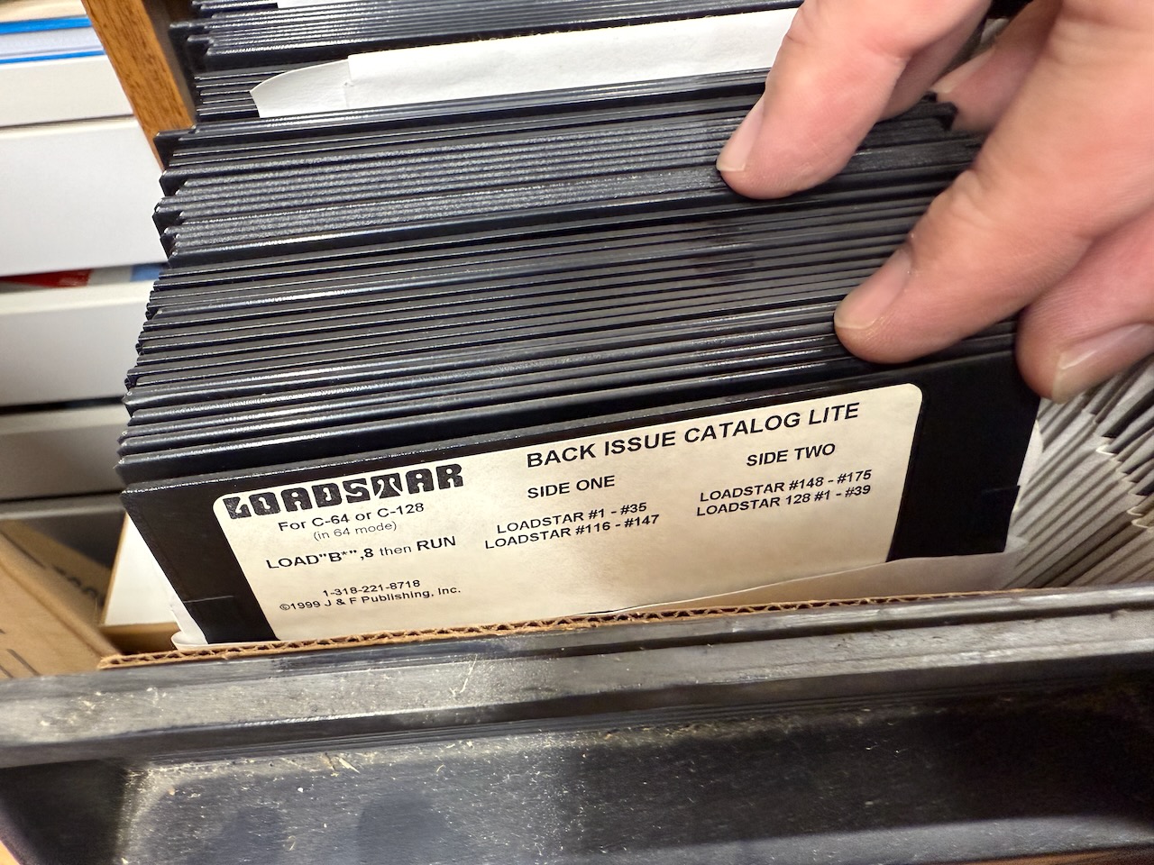 Loadstar back issue catalog disk, a single disk with multiple issues