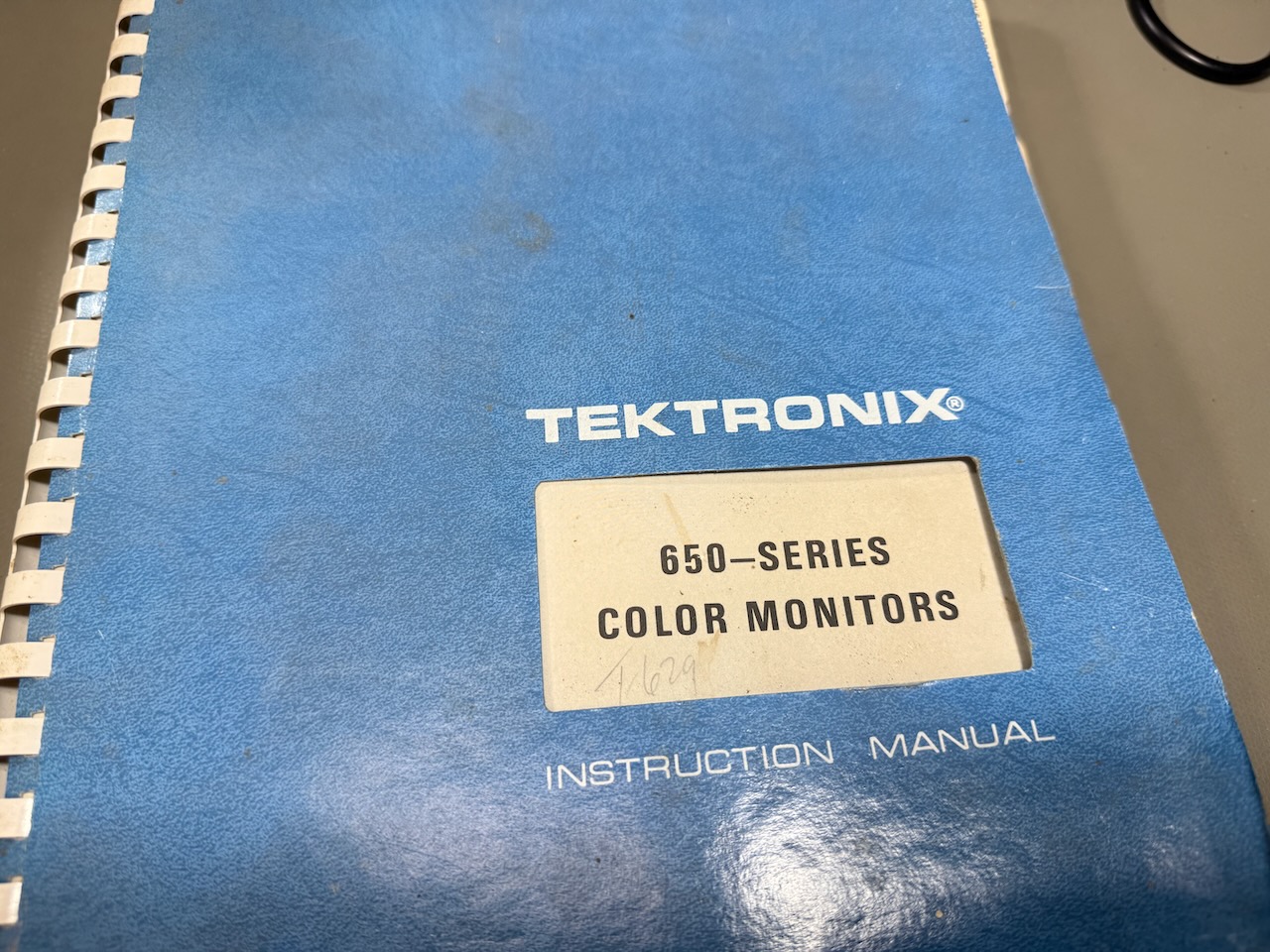 Tekronix 650-Series Color Monitors instruction manual, cover